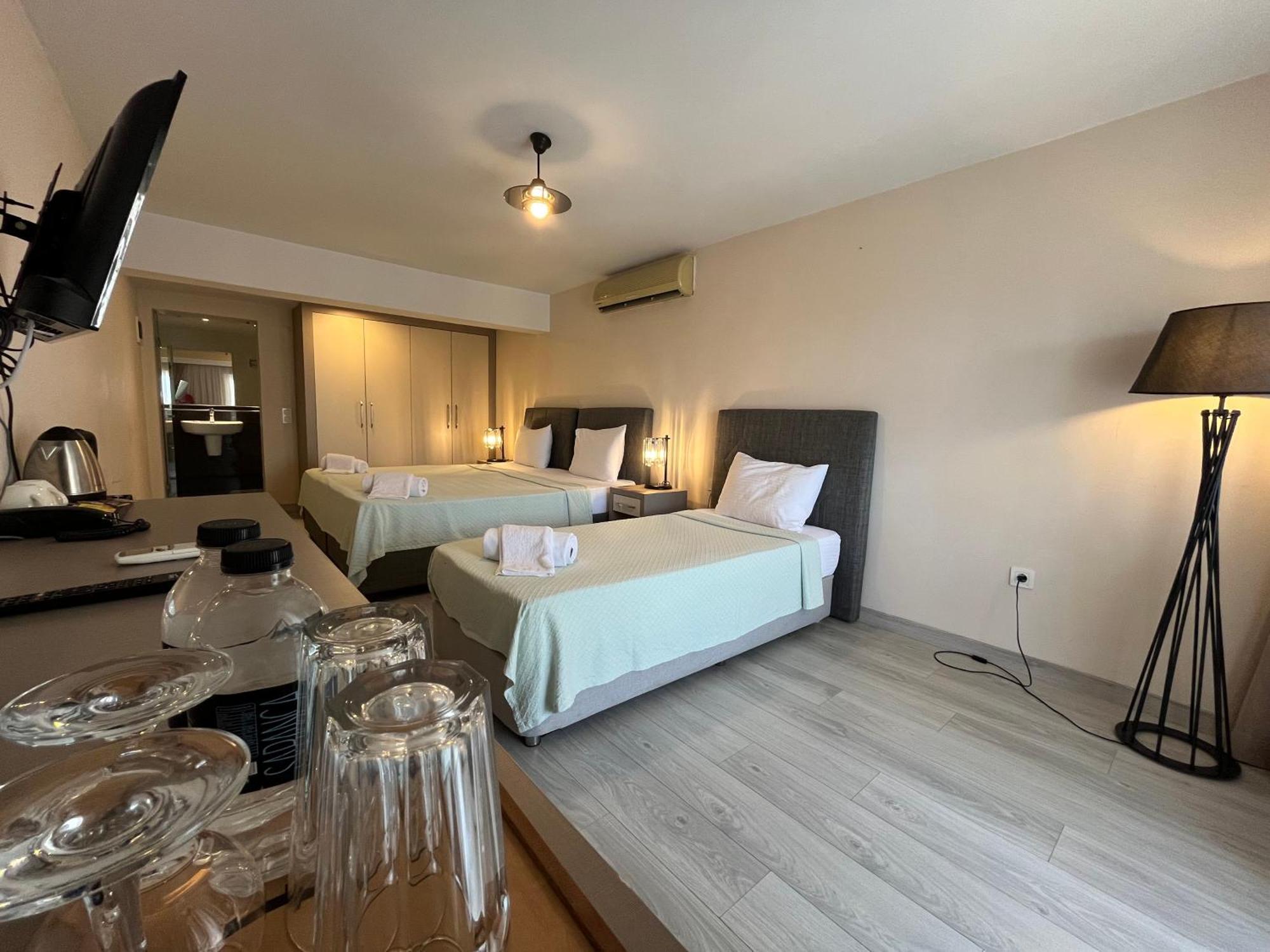 Farrys Boutique Hotel & Beach Club - Yalıkavak Esterno foto