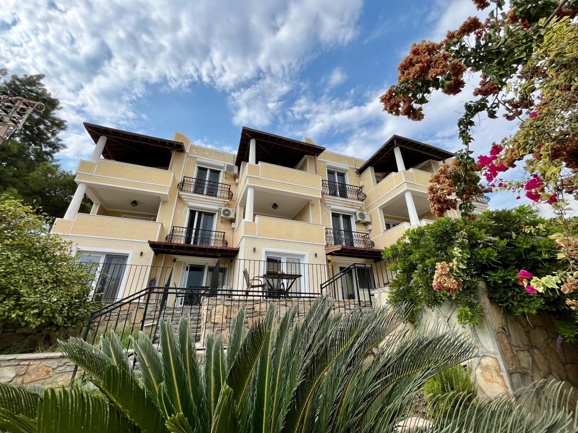 Farrys Boutique Hotel & Beach Club - Yalıkavak Esterno foto